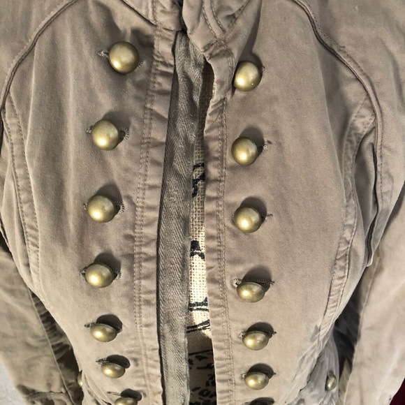 Willow and Clay Olive Green Military Jacket - Picture 3 of 8